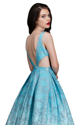 8 of 8 Nina Canacci 1506 Mint