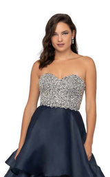 8 of 12 Terani 1911P8498