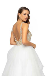 4 of 4 Terani 1911P8503