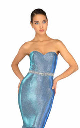 8 of 10 Terani 1911P8647