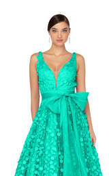 7 of 8 Terani 1912P8553 Aqua