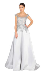 1 of 4 Terani 1913E9285 Silver/Nude