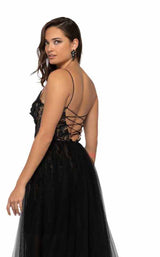 4 of 4 Terani 1913P8041