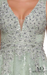 5 of 6 Mac Duggal 20109D Mint