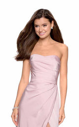 13 of 16 La Femme 26794
