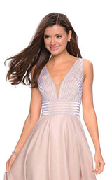 16 of 18 La Femme 27205 Blush