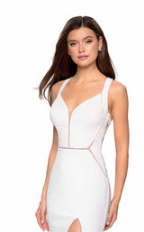 9 of 10 La Femme 27538 White
