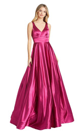 1 of 4 Mac Duggal 48925L Cranberry