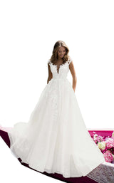 2 of 11 Tarik Ediz 50415 Ivory