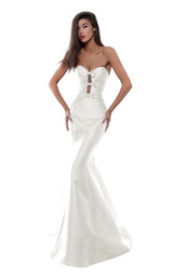 2 of 8 Tarik Ediz 50504 Ivory