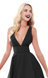 6 of 7 Tarik Ediz 50523 Black