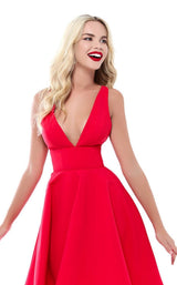 5 of 7 Tarik Ediz 50523 Red