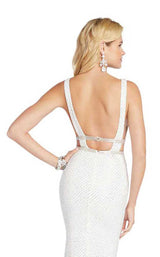 8 of 8 Alyce 60315 Diamond White