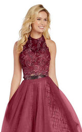 7 of 8 Alyce 60561 Wine