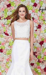 4 of 6 Angela and Alison 61092 Ivory