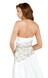 6 of 6 Mac Duggal 66708R White