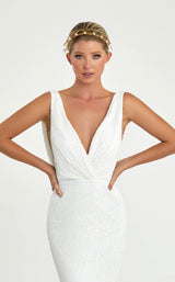 6 of 8 Nicole Bakti 6899