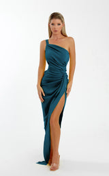 11 of 14 Nicole Bakti 7069 Hunter