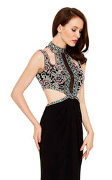 4 of 4 Angela and Alison 71039