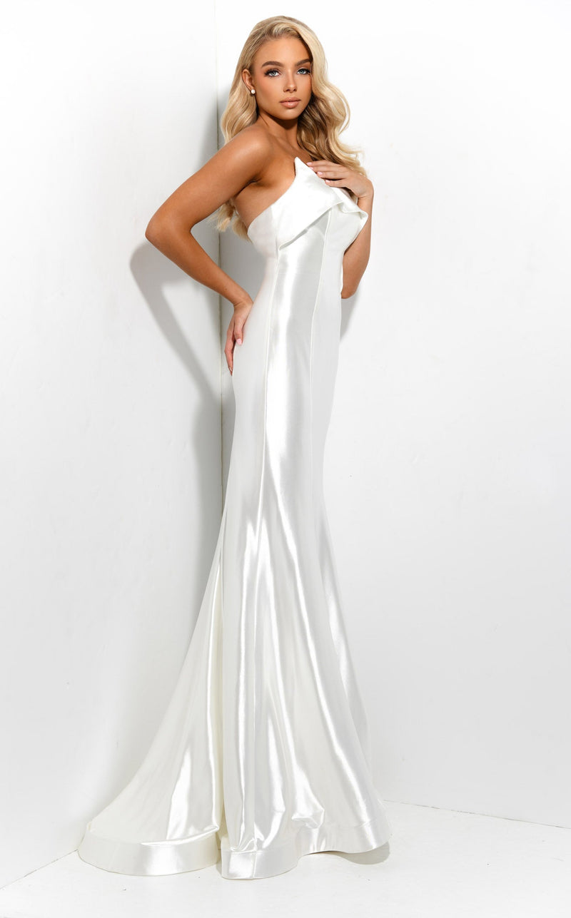 Jasz Couture 7315 Ivory