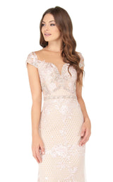 8 of 12 Mac Duggal 79182D