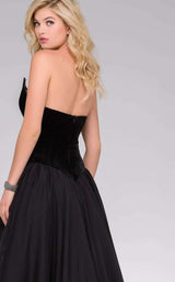 4 of 4 Jovani 46606 Black