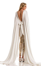 2 of 2 Johnathan Kayne 8053 Champagne/White