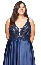 7 of 9 Faviana 9494 Dress Navy