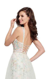 11 of 12 Ellie Wilde EW119011 Ivory Multi