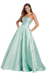 1 of 18 Ellie Wilde EW119013 Mint