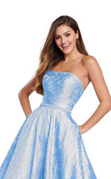 11 of 18 Ellie Wilde EW119013 Light Blue