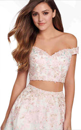 3 of 12 Ellie Wilde EW119057