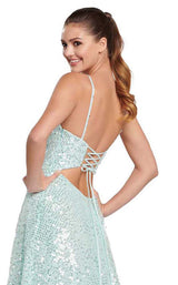 16 of 18 Ellie Wilde EW119060 Mint