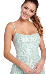 13 of 18 Ellie Wilde EW119060 Mint