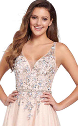 4 of 12 Ellie Wilde EW119097 Blush