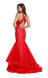 9 of 18 Ellie Wilde EW119099 Red