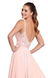 11 of 12 Ellie Wilde EW119135