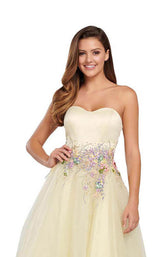10 of 12 Ellie Wilde EW119162 Pale-Yellow-Multi