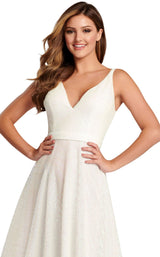 5 of 6 Ellie Wilde EW120069 Iridescent White