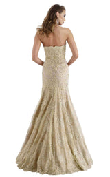 7 of 8 Feriani 18695