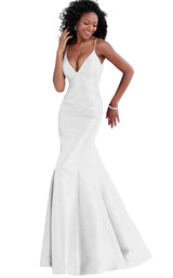 6 of 16 JVN JVN62965 White