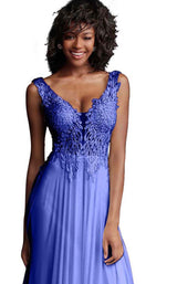 11 of 14 JVN JVN64107 Royal