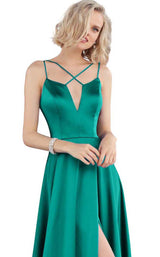 9 of 14 JVN JVN67098 Emerald