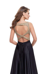 4 of 4 La Femme 25362