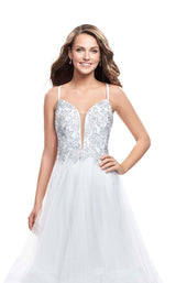 4 of 10 La Femme 25762 Ivory