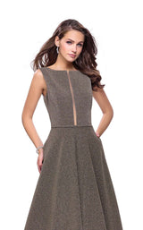 6 of 8 La Femme 25895