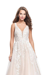 4 of 7 La Femme 26353