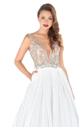 4 of 6 Mac Duggal 66189R