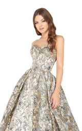 2 of 6 Mac Duggal 66222D