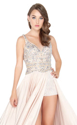 2 of 6 Mac Duggal 66447M